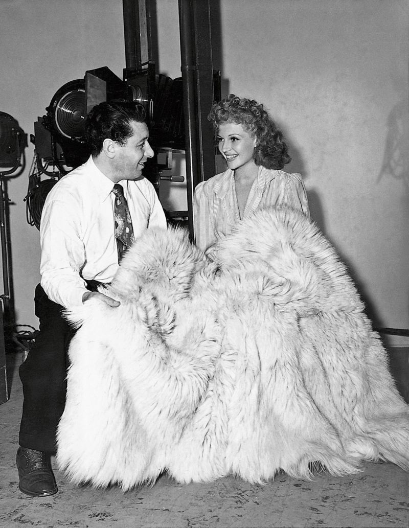 George Hurrell and Rita Hayworth at Columbia Pictures Studios, Los Angeles, 1942 © John Kobal Foundation