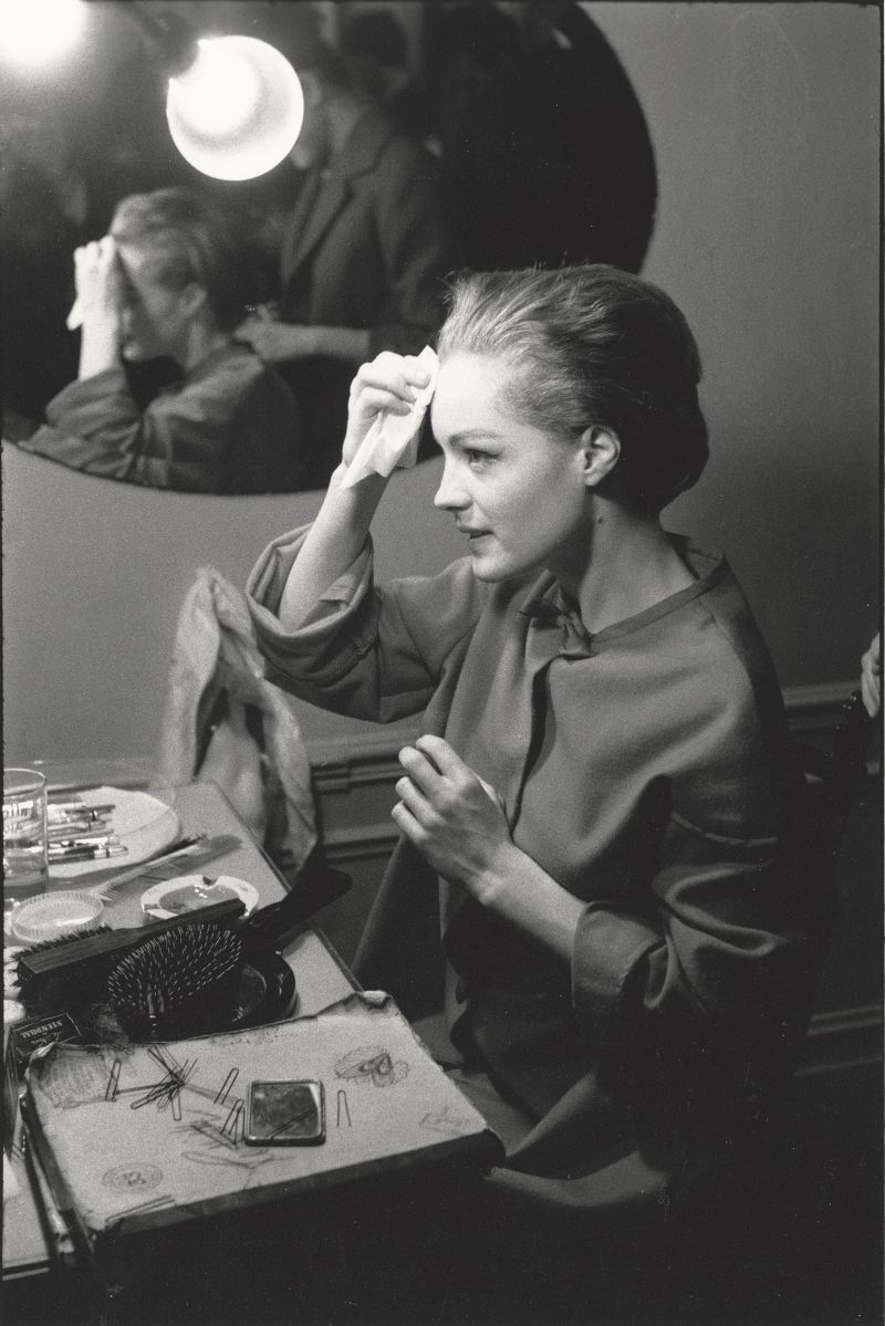 1961. L'attrice Romy Schneider. Parigi, Francia © Sabine Weiss
