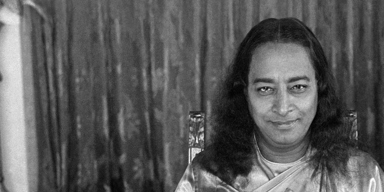 La Vita E Lo Yoga Di Paramahansa Yogananda Lungo Il Sentiero Della Felicita Cameralook