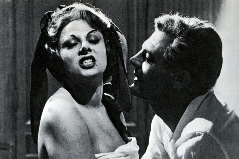 Sandra Milo e Marcello Mastroianni in "8 e 1/2" di Federico Fellini
